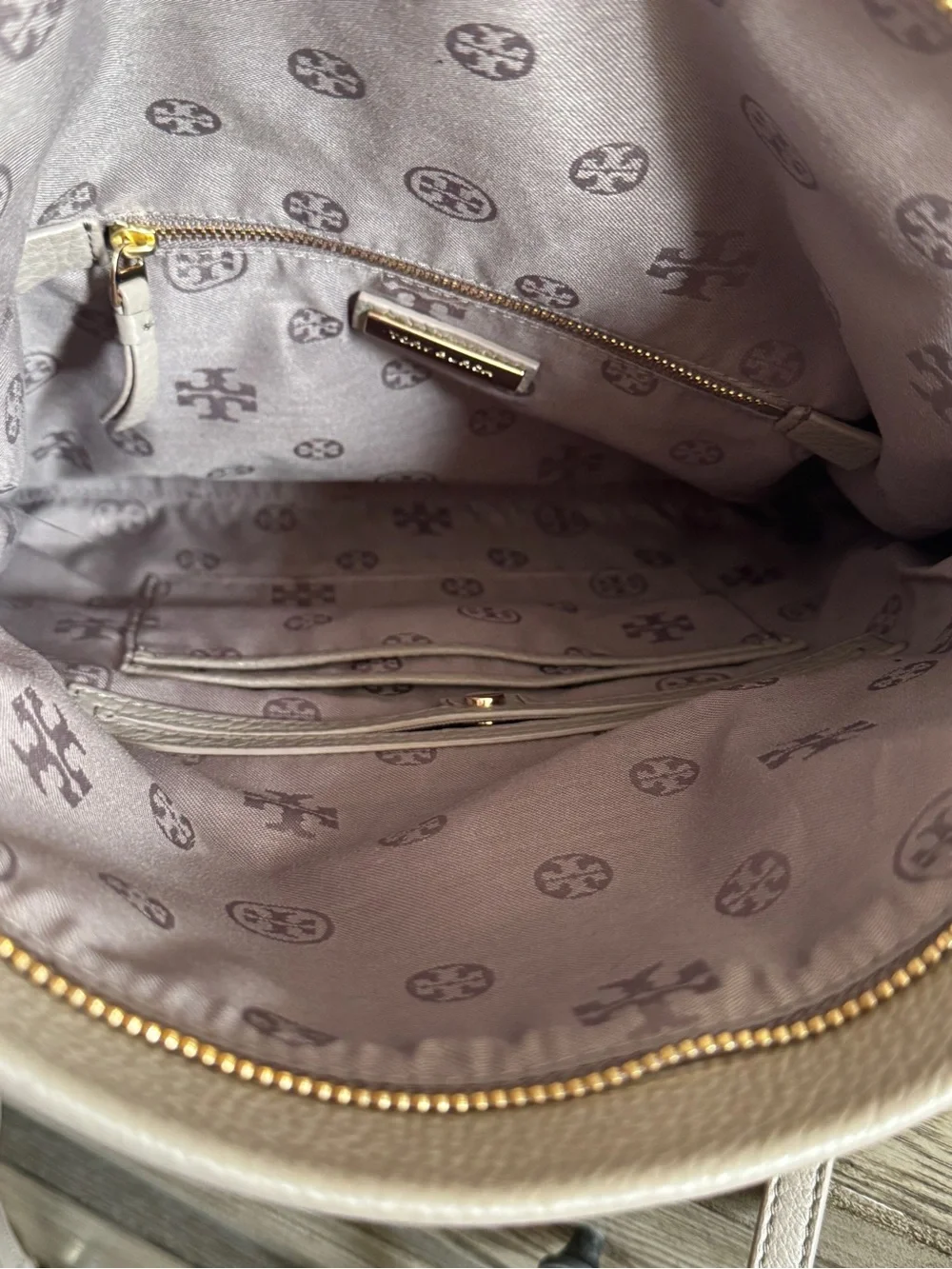 Tory Burch Bombe Foldover Leather Crossbody French Grey